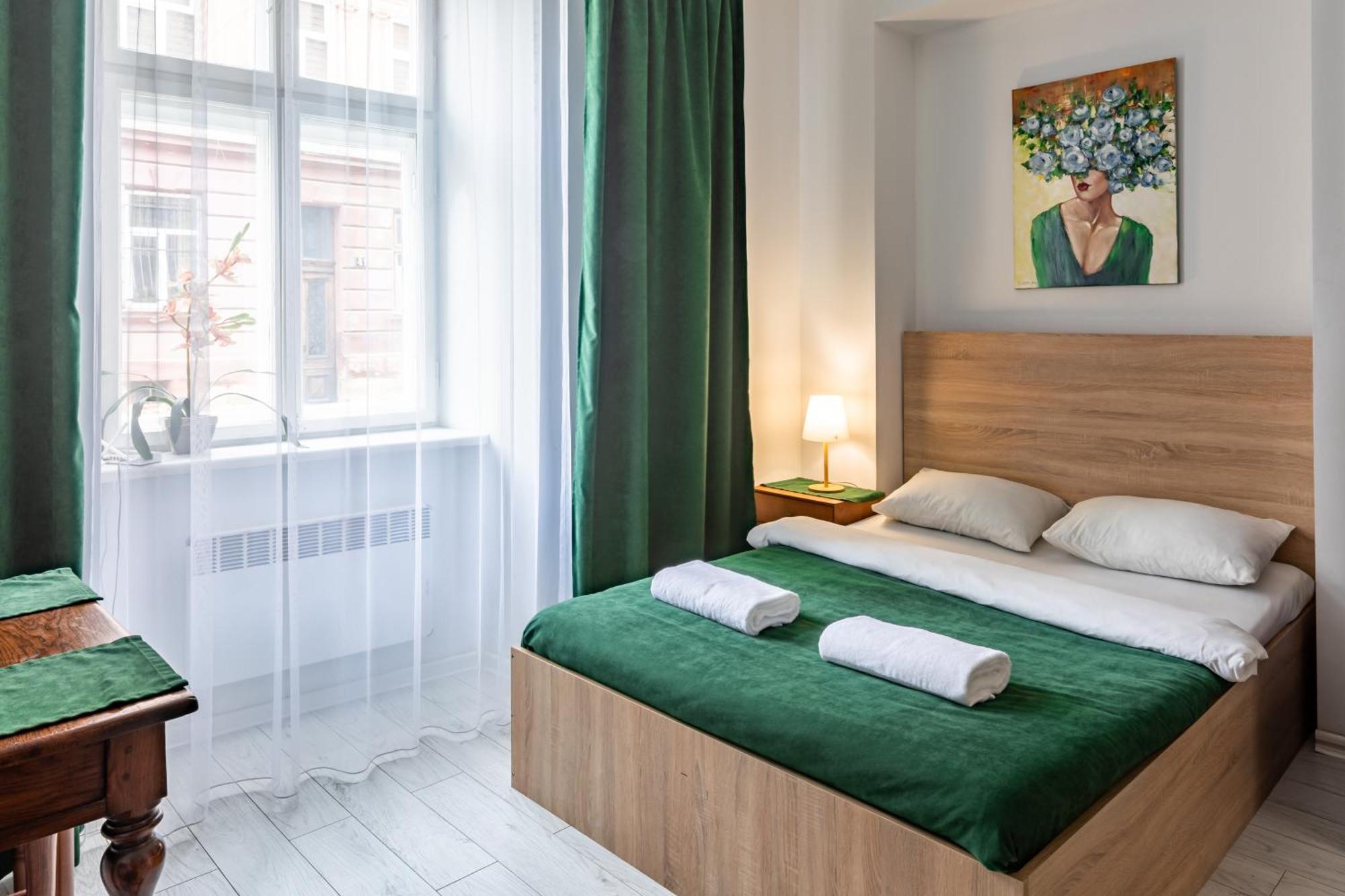 Apartment On Virmens'Ka Street Lviv Eksteriør billede